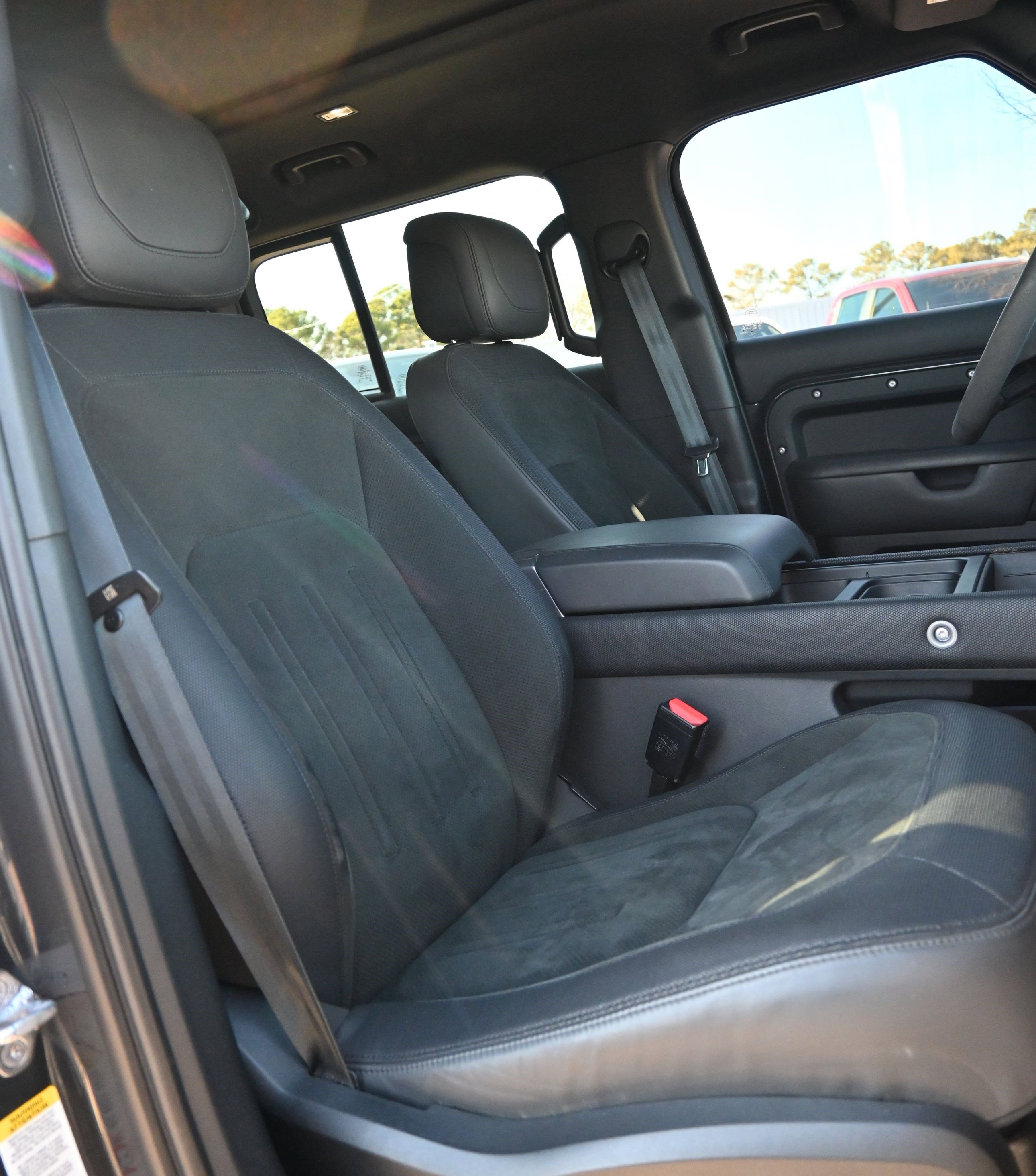 Used 2023 Land Rover Defender 110 Carpathian Edition image 33