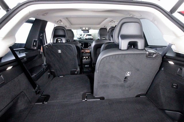 Used 2025 Volvo XC90 B6 Plus w/ Protection Package Premier image 35