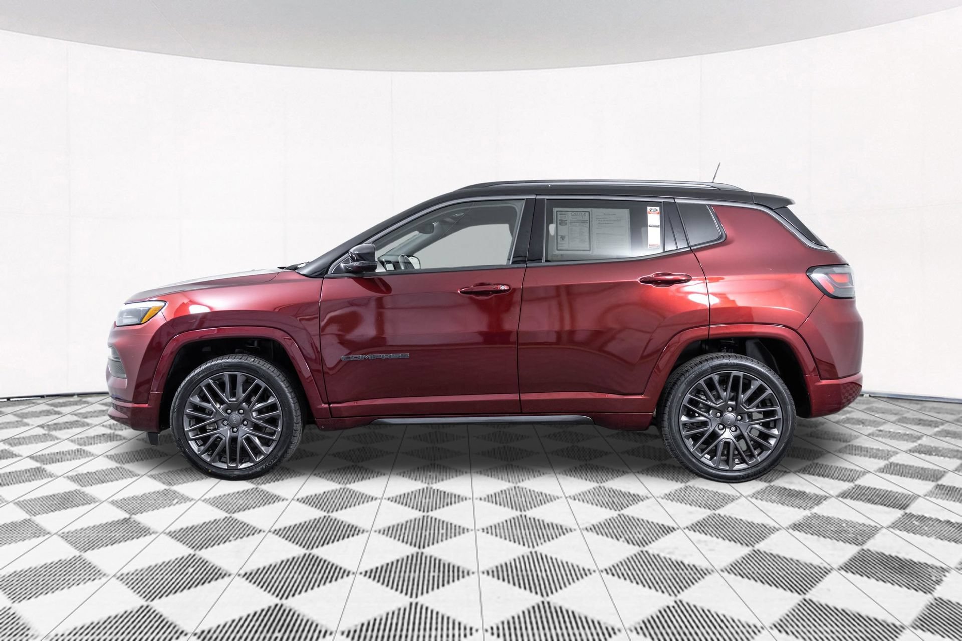 Used 2022 Jeep Compass High Altitude AWD/4WD image 16