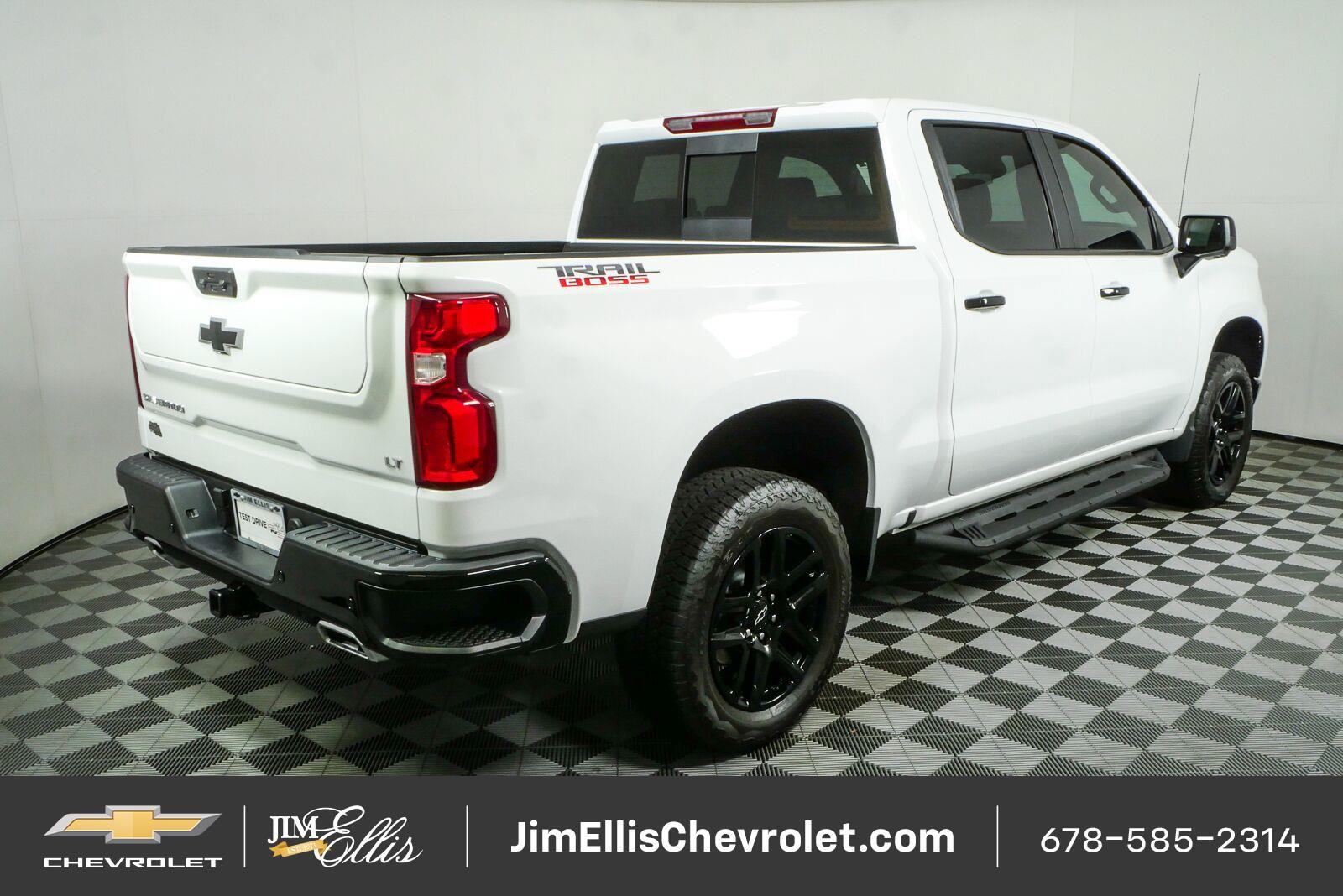 New 2026 Chevrolet Silverado 1500 LT Trail Boss w/ LT Trail Boss Premium Package AWD/4WD image 3