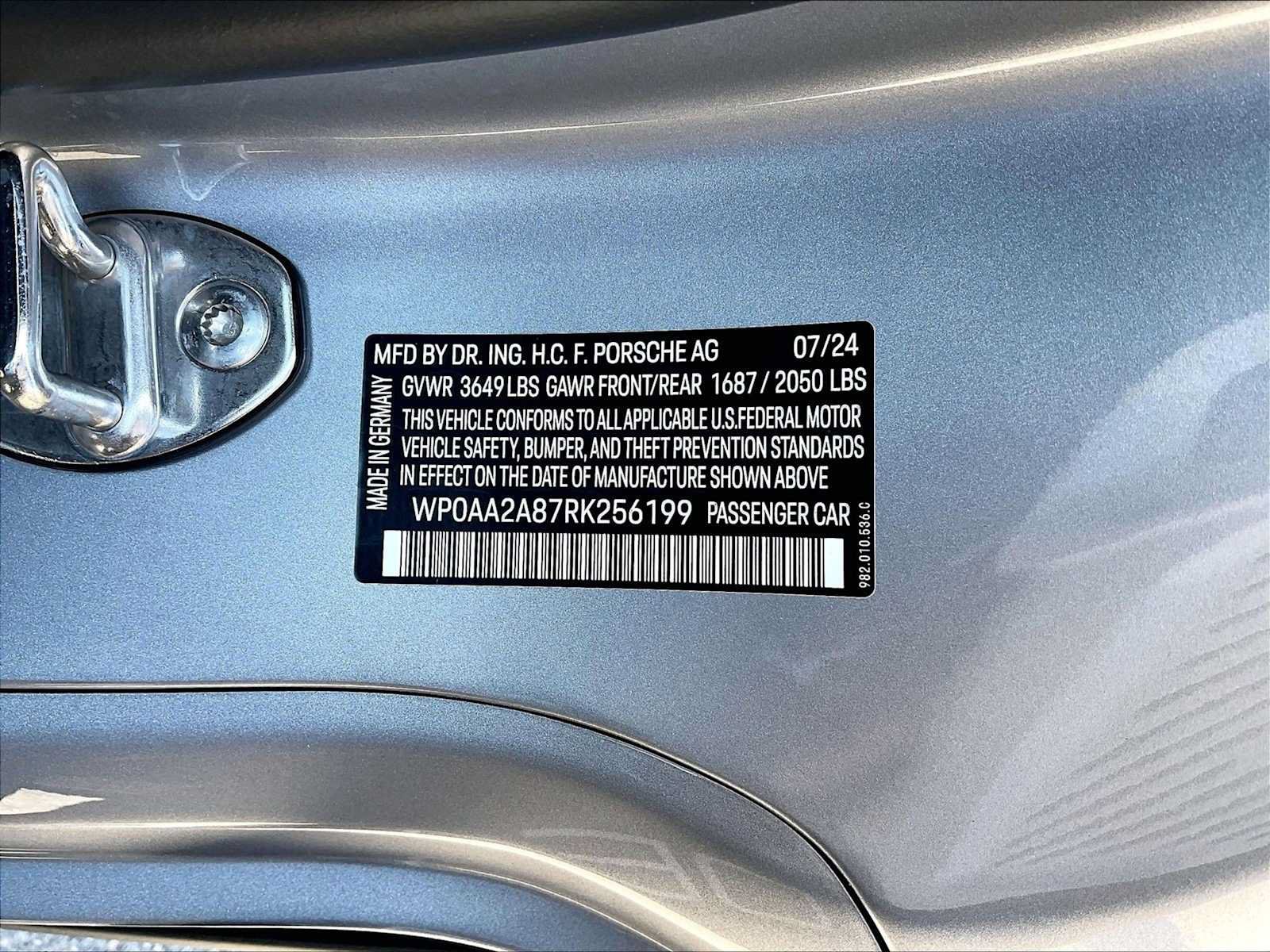 Certified 2024 Porsche 718 Cayman RWD image 36