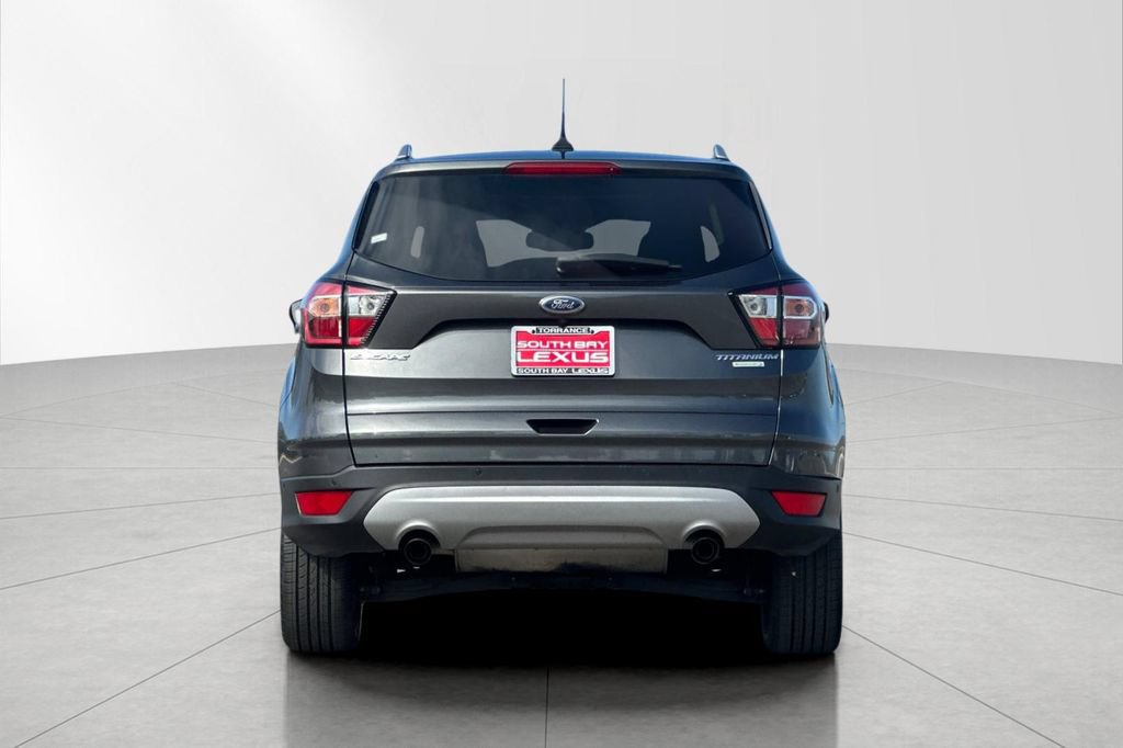 Used 2018 Ford Escape Titanium w/ Ford Safe & Smart Package FWD image 5