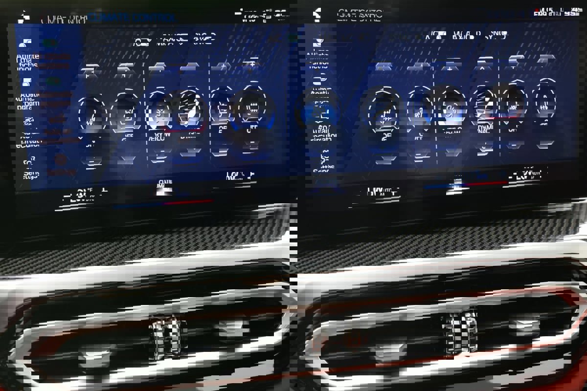 Used 2024 BMW M4 xDrive Competition w/ M Carbon Exterior Package image 9