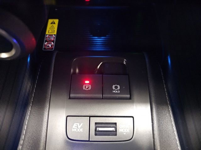 Certified 2024 Toyota Venza XLE image 26