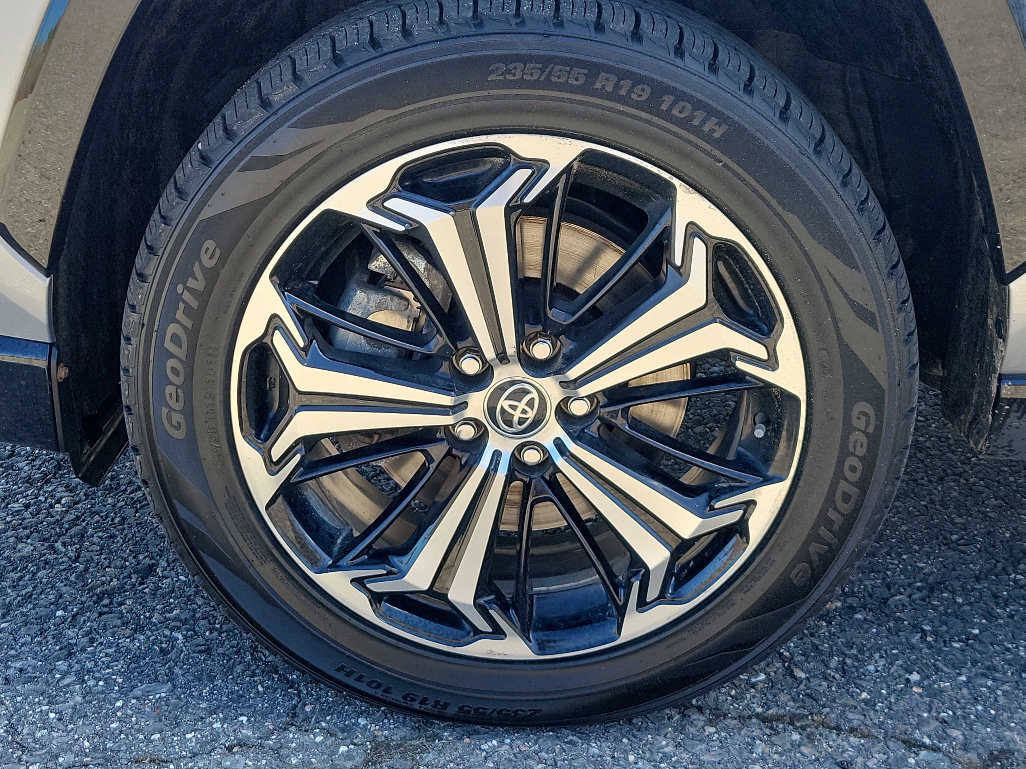 Used 2023 Toyota RAV4 XSE w/ Weather Package AWD/4WD image 12