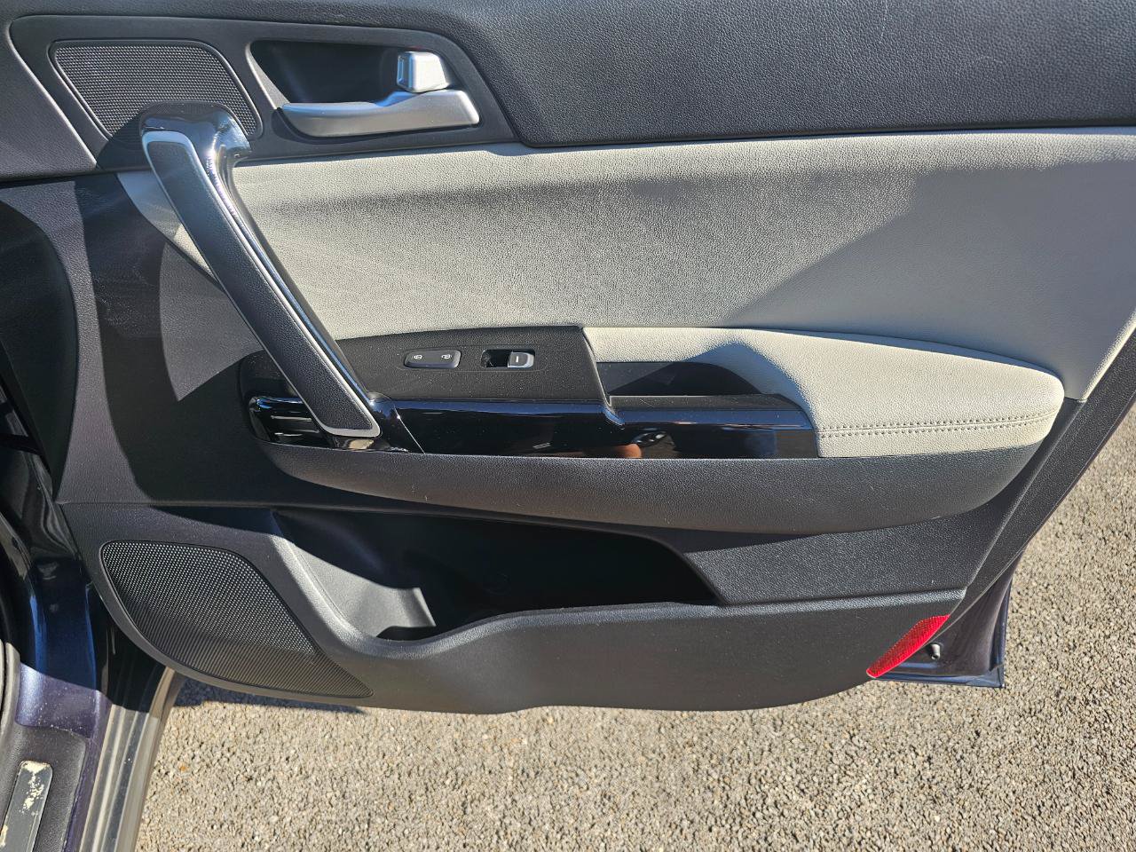 Used 2019 Kia Sportage EX w/ EX Sport Appearance Package AWD/4WD image 16