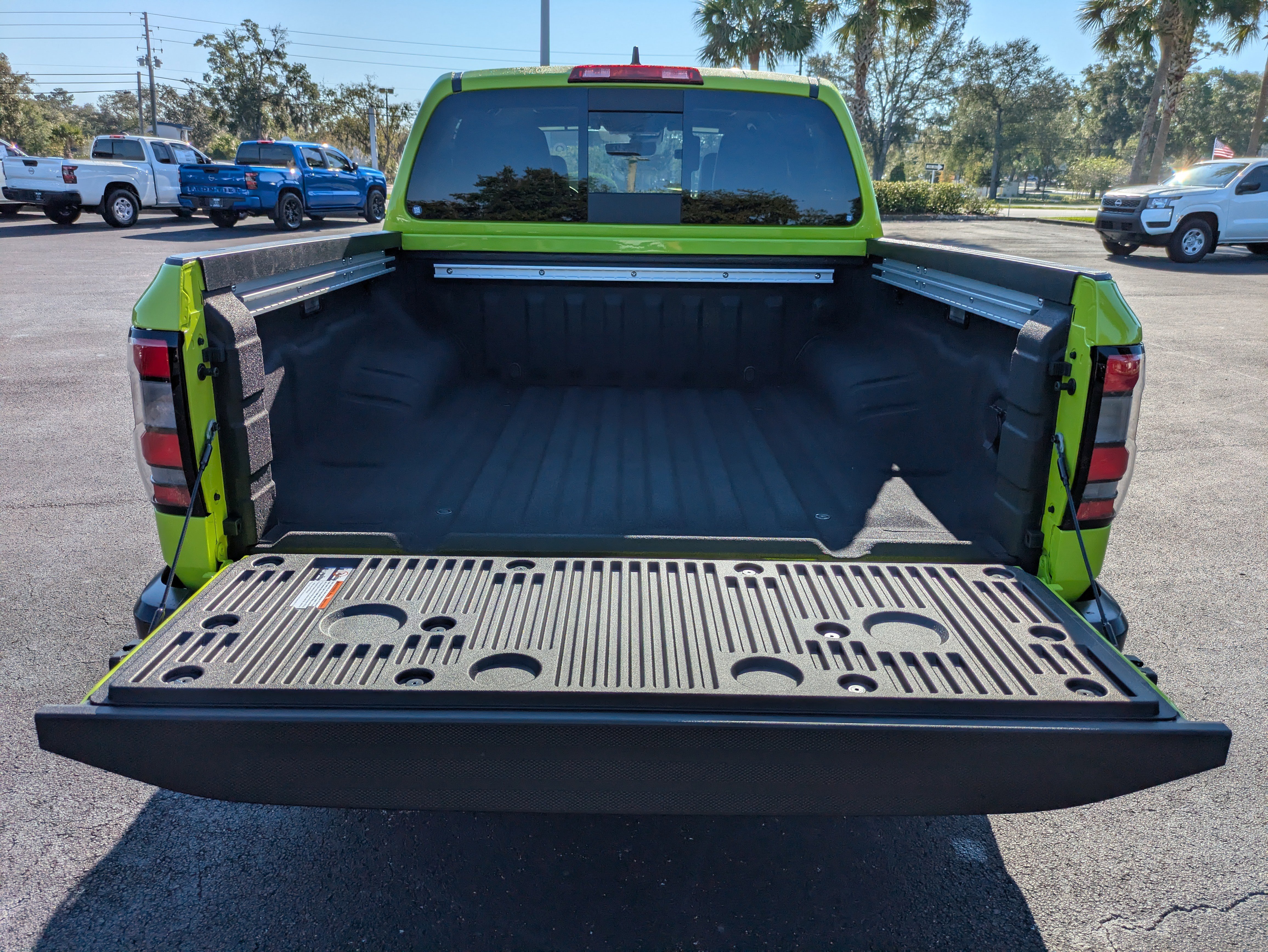 New 2026 Nissan Frontier PRO-4X image 18