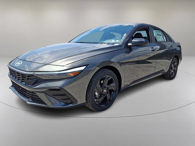 New 2026 Hyundai Elantra Sport FWD image 3