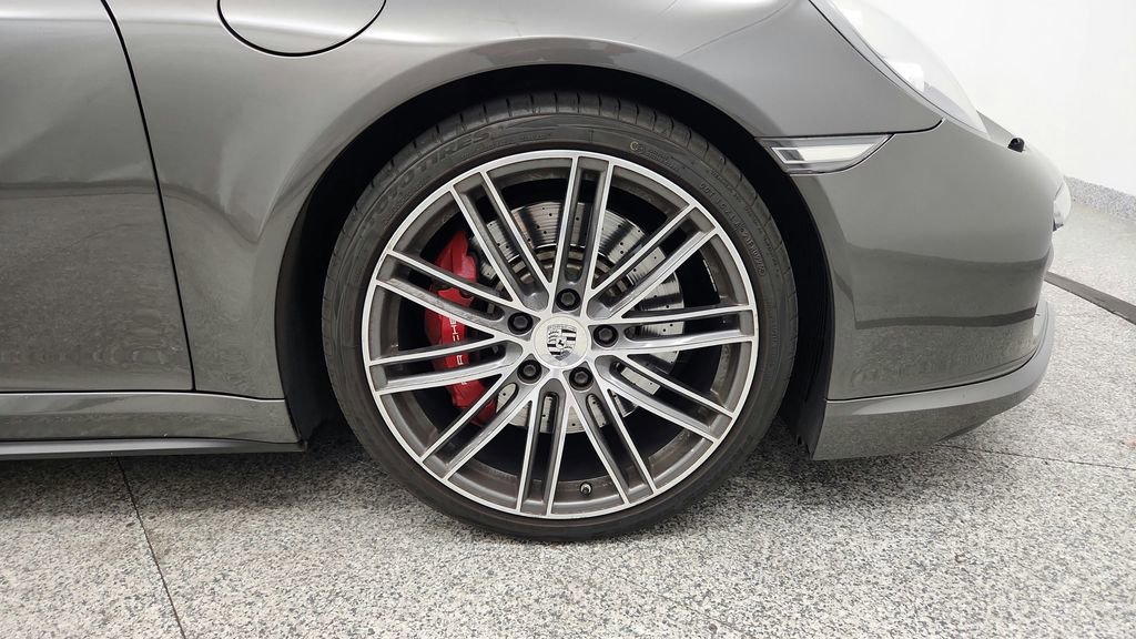Used 2014 Porsche 911 Turbo AWD/4WD image 24