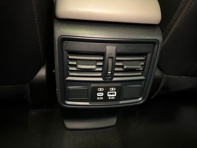 Used 2025 Subaru Forester Premium AWD/4WD image 54