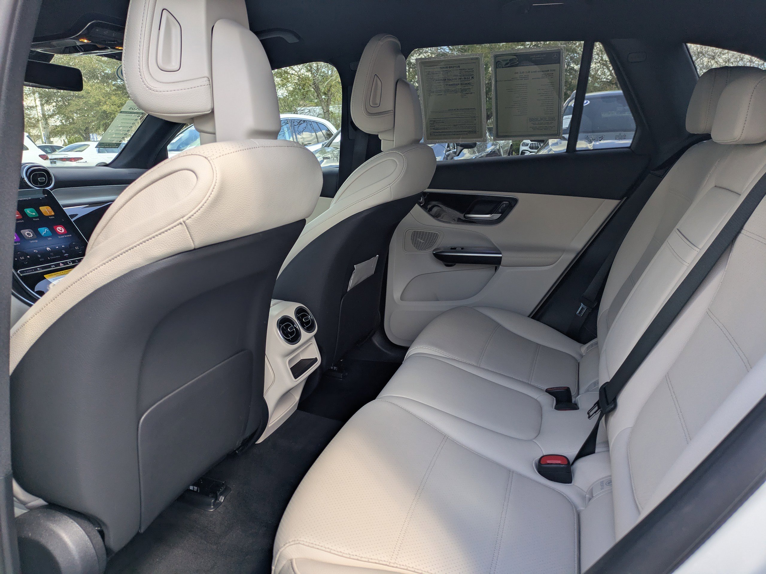 Certified 2025 Mercedes-Benz GLC 300 image 14