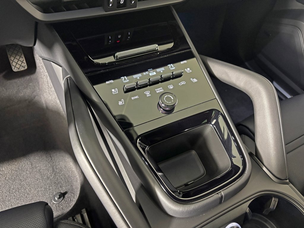 New 2026 Porsche Cayenne image 31