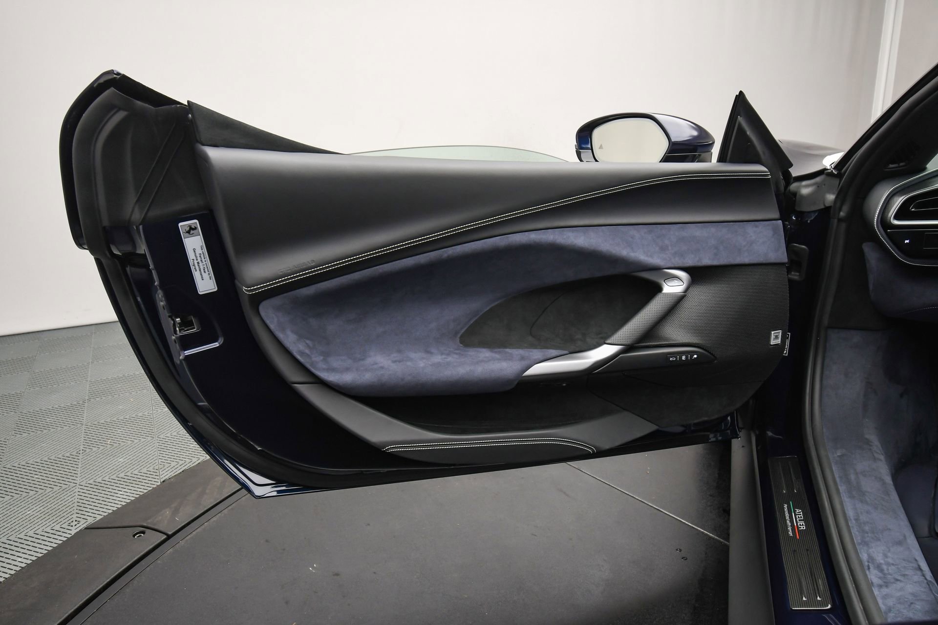 Used 2025 Ferrari 296 GTS image 48