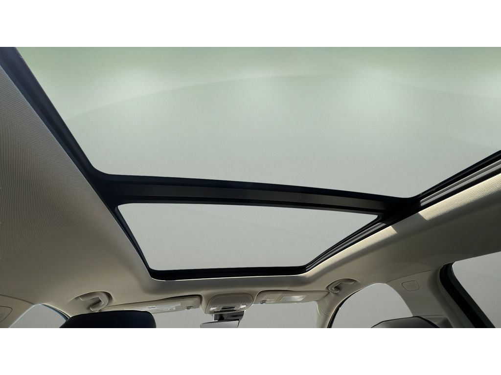 Certified 2021 Buick Envision Avenir w/ Technology Package II AWD/4WD image 29