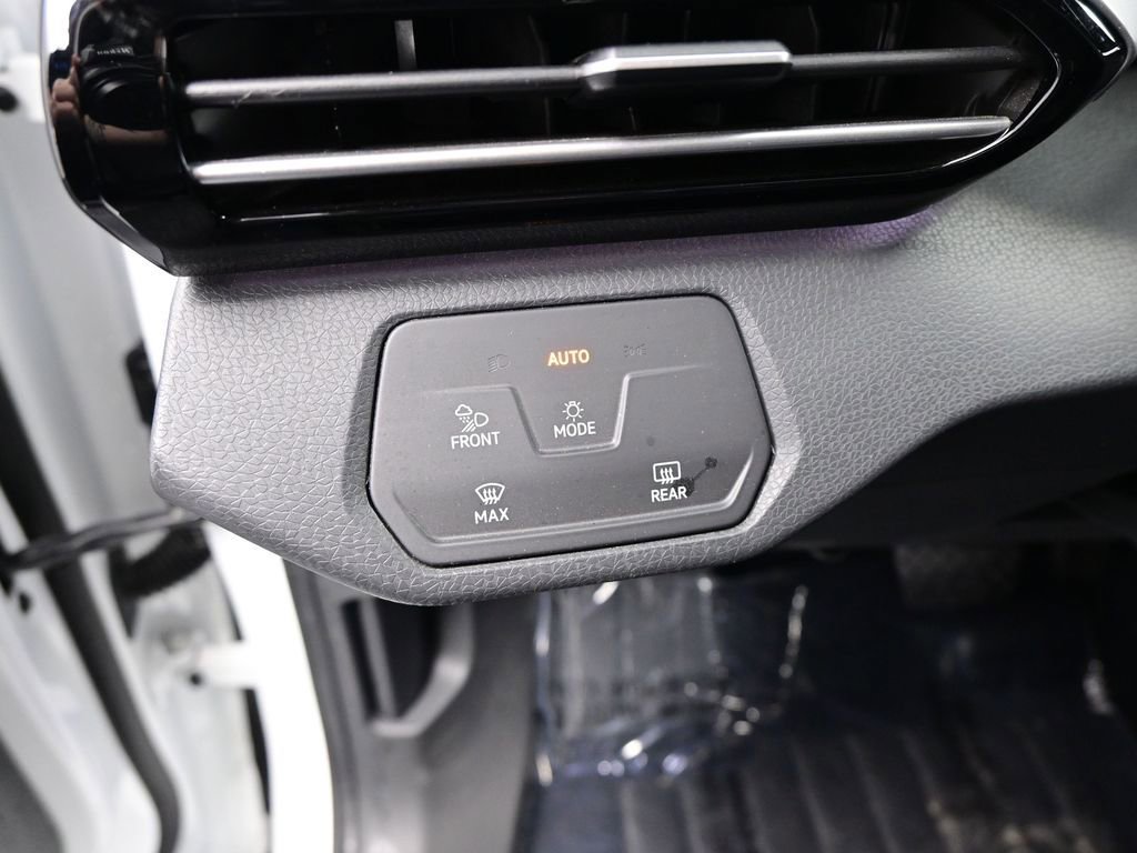 Used 2023 Volkswagen ID.4 Pro S image 17