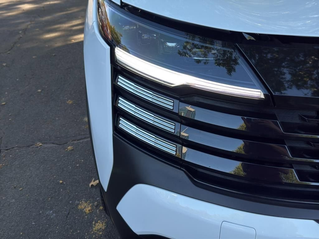 New 2026 Nissan Kicks SV w/ SV Premium Package image 10