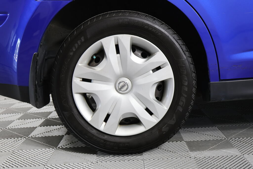 Used 2011 Nissan Versa 1.8 S w/ PWR Plus Pkg FWD image 7