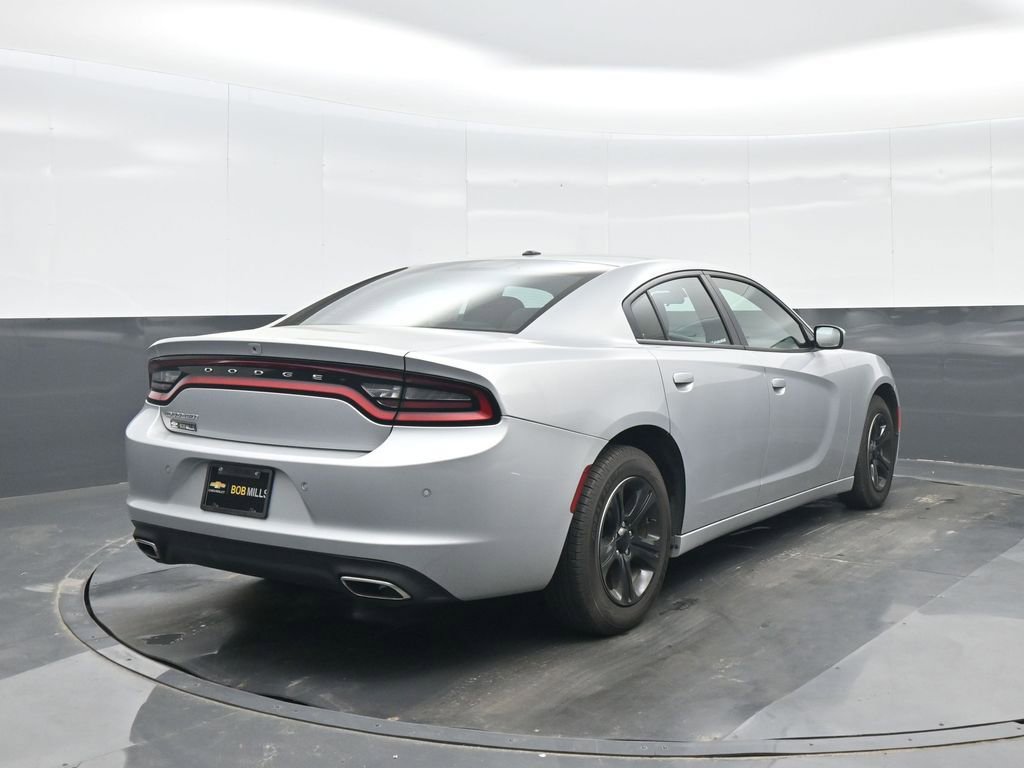 Used 2022 Dodge Charger SXT image 6