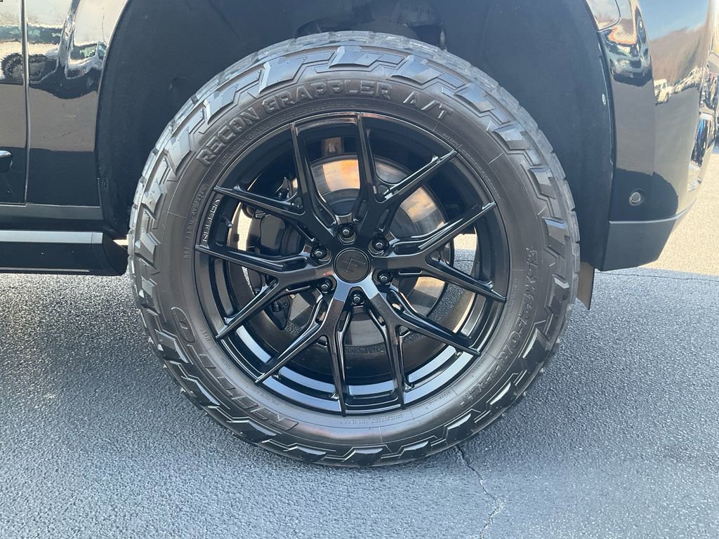 Used 2024 GMC Yukon Denali Ultimate image 10