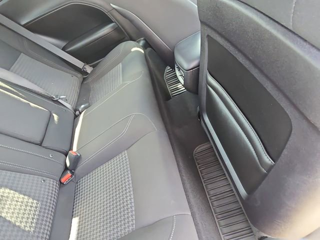 Used 2019 Dodge Challenger SXT image 11