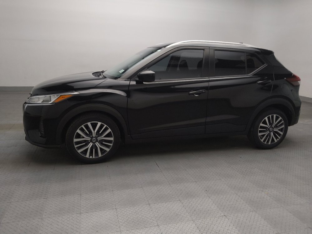 Used 2021 Nissan Kicks SV FWD image 2