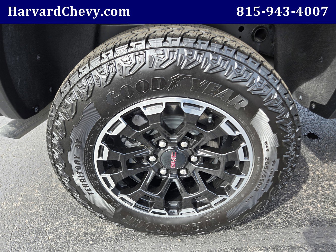 Used 2026 GMC Canyon AT4 w/ Technology Plus Package image 42