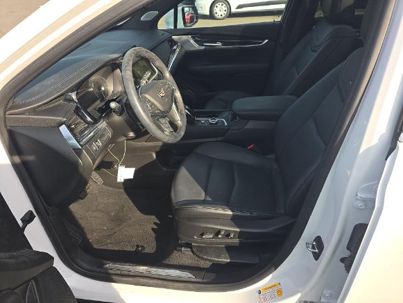 Used 2024 Cadillac XT5 Premium Luxury AWD/4WD image 11