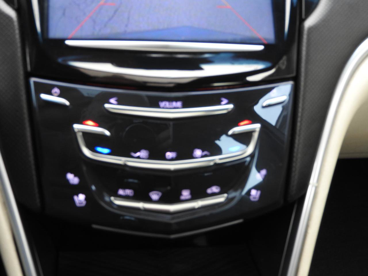 Used 2013 Cadillac XTS Platinum image 16