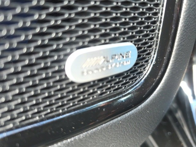 Used 2024 Jeep Compass Limited w/ High Altitude Package image 12