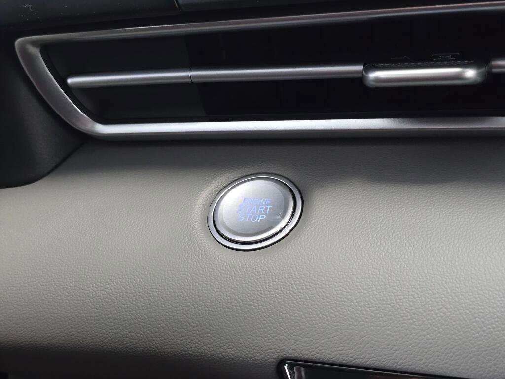 New 2026 Hyundai Elantra Blue image 32