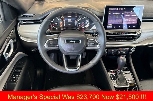 Used 2024 Jeep Compass Limited image 11