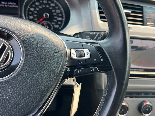 Used 2017 Volkswagen Golf S FWD image 19