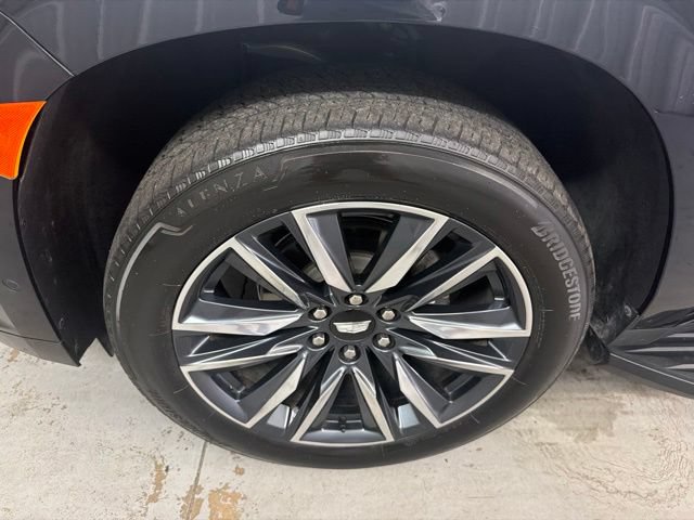 Used 2021 Cadillac Escalade Sport w/ LPO, Illumination Package RWD image 29