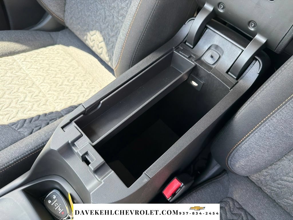 Used 2024 Chevrolet Equinox LT FWD image 16