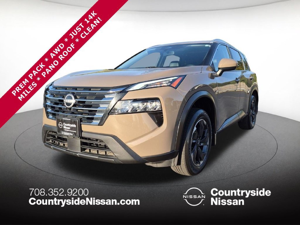 Used 2024 Nissan Rogue SV w/ SV Premium Package AWD/4WD image 1