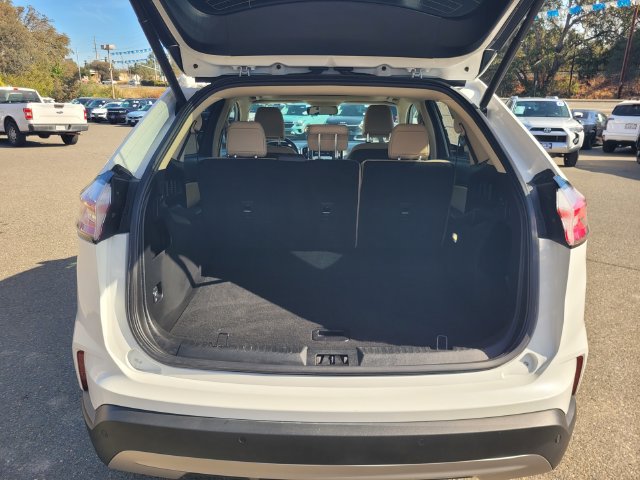Certified 2024 Ford Edge SEL w/ Convenience Package AWD/4WD image 8