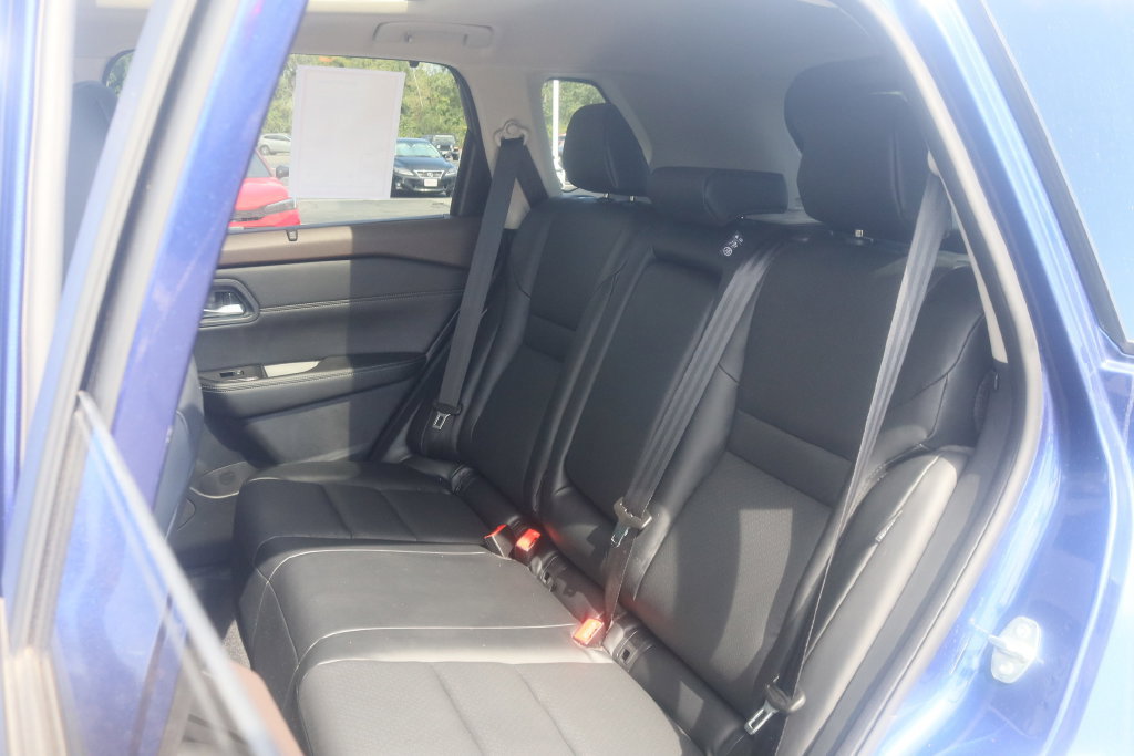 Used 2023 Nissan Rogue SV w/ SV Premium B Package AWD/4WD image 22