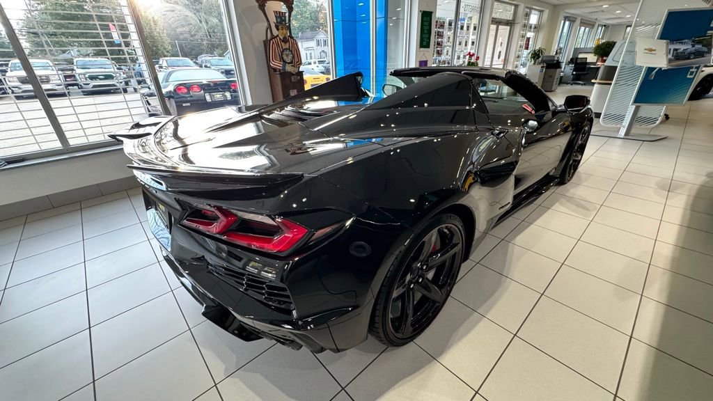 New 2026 Chevrolet Corvette E-Ray image 5