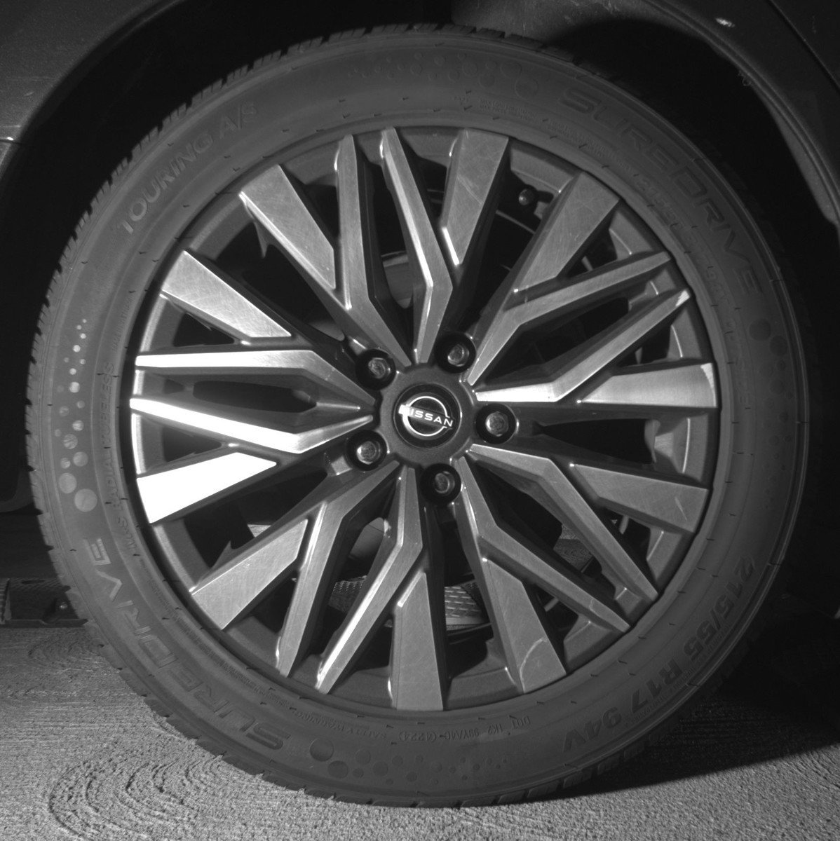 Used 2025 Nissan Altima 2.5 SV image 15