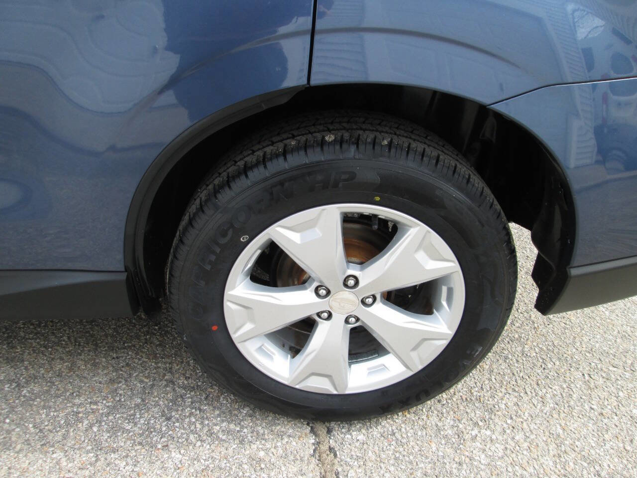 Used 2014 Subaru Forester 2.5i Premium image 11