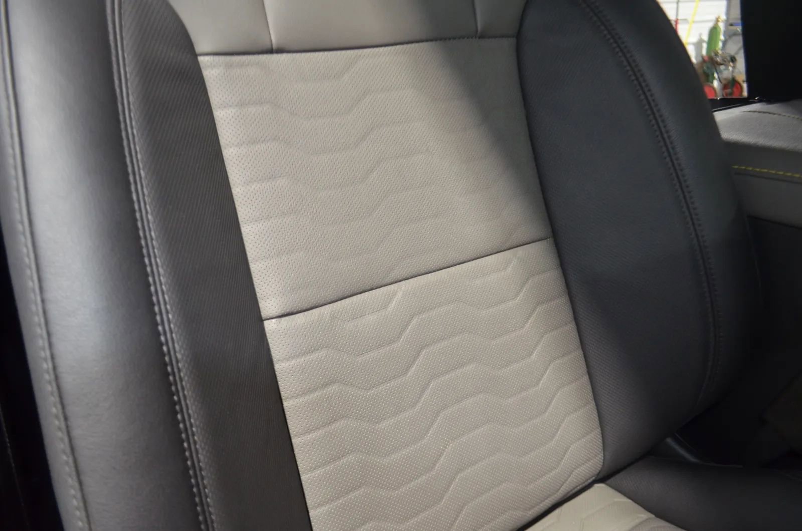 Used 2023 Chevrolet Silverado 1500 ZR2 w/ Technology Package image 40