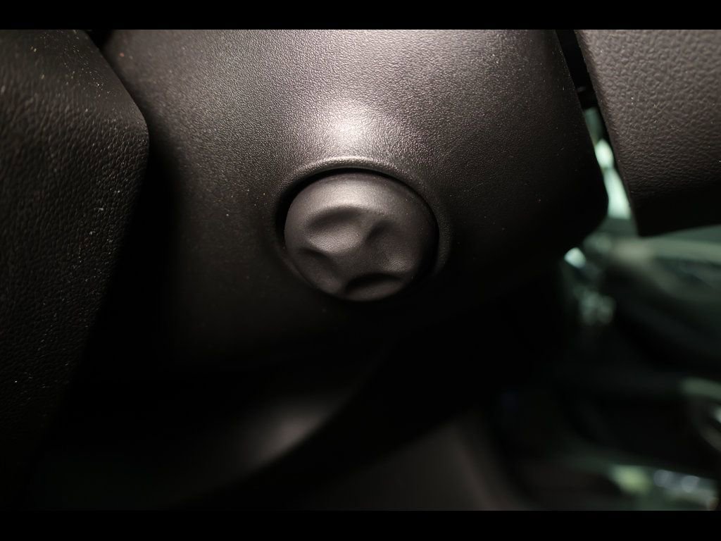 Used 2023 Chevrolet Traverse Premier image 33