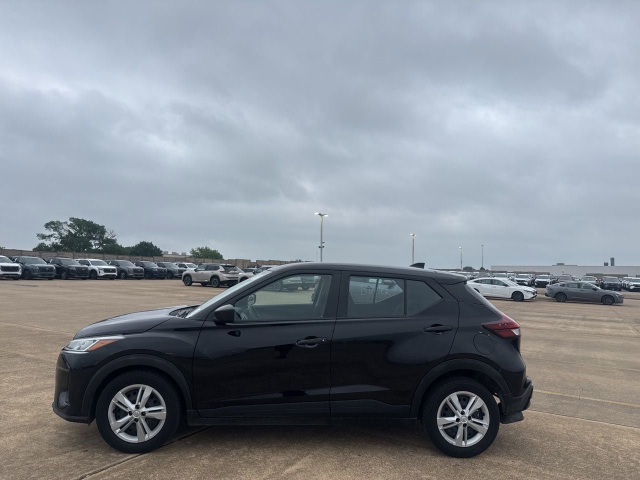 Certified 2023 Nissan Kicks S FWD image 12