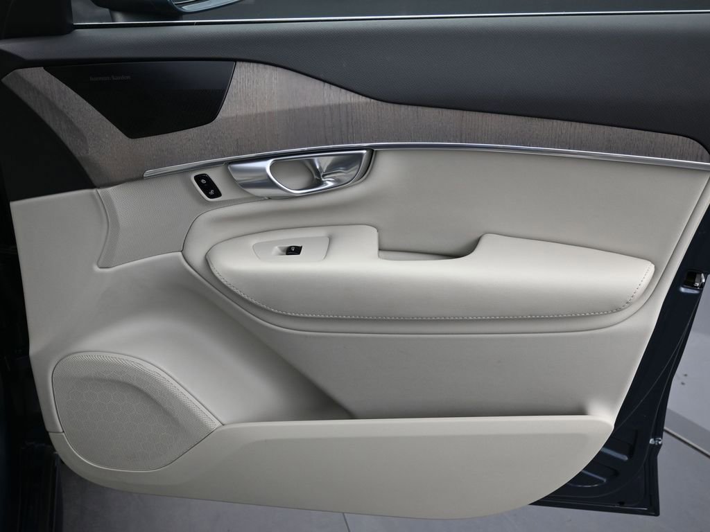 Certified 2023 Volvo XC90 B6 Plus w/ Protection Package Premier image 12