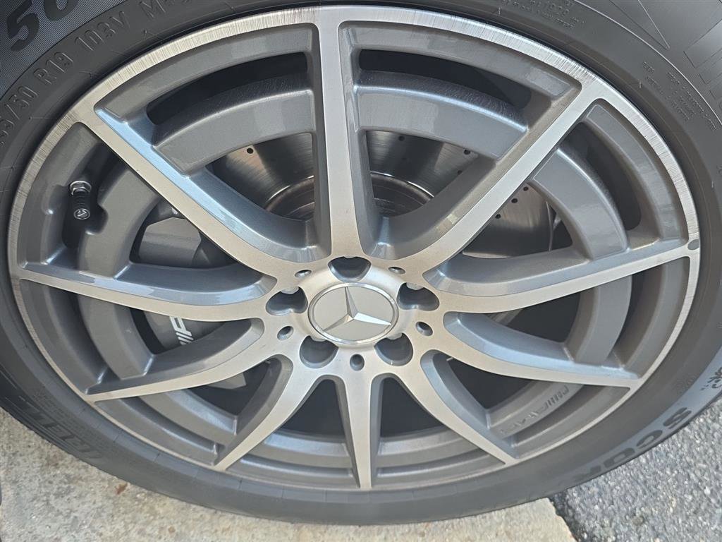 Used 2021 Mercedes-Benz GLA 45 AMG 4MATIC image 47