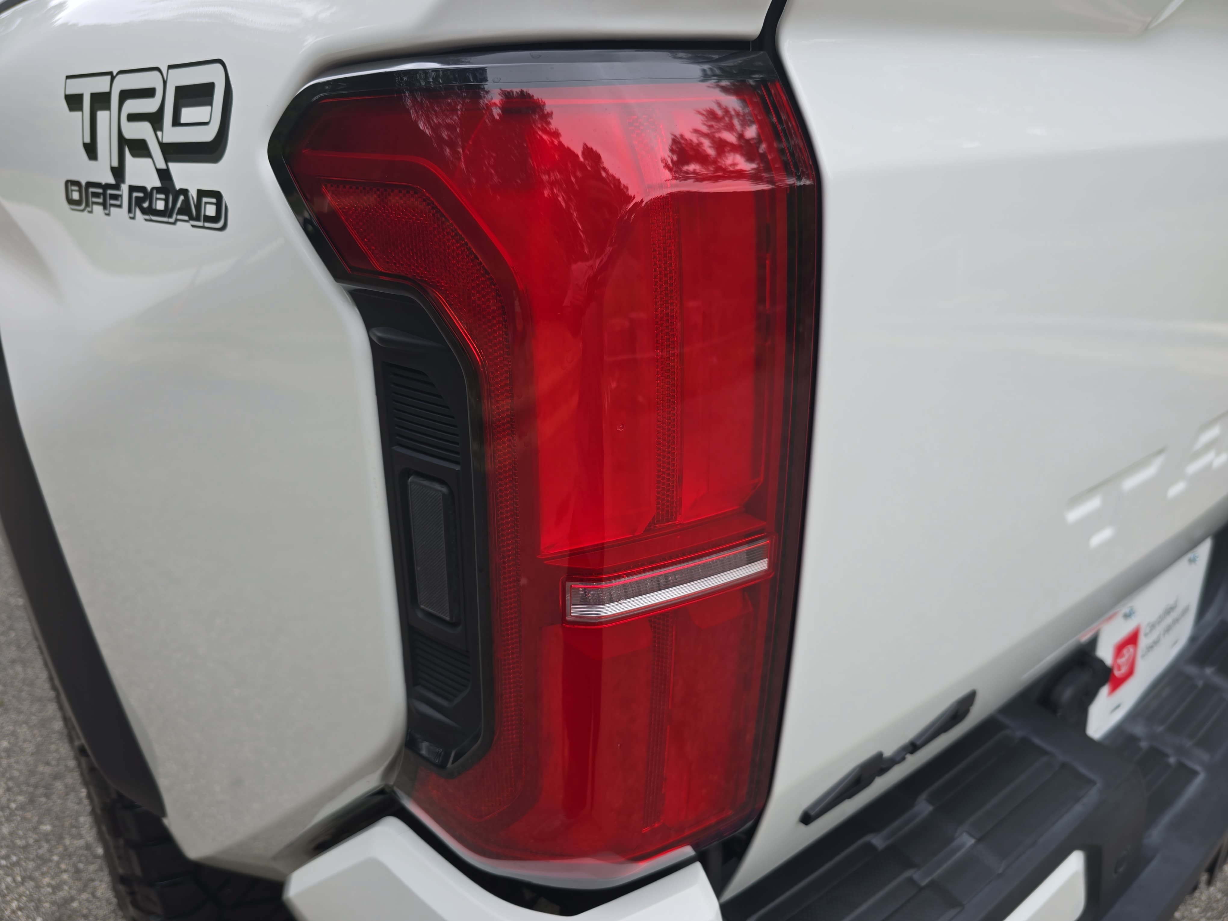 Certified 2025 Toyota Tacoma TRD Off-Road w/ TRD Off Road Premium Package AWD/4WD image 35