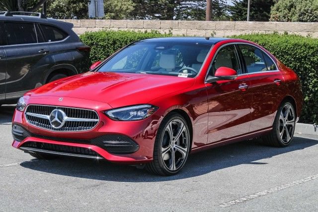 Used 2025 Mercedes-Benz C 300 4MATIC Sedan image 3