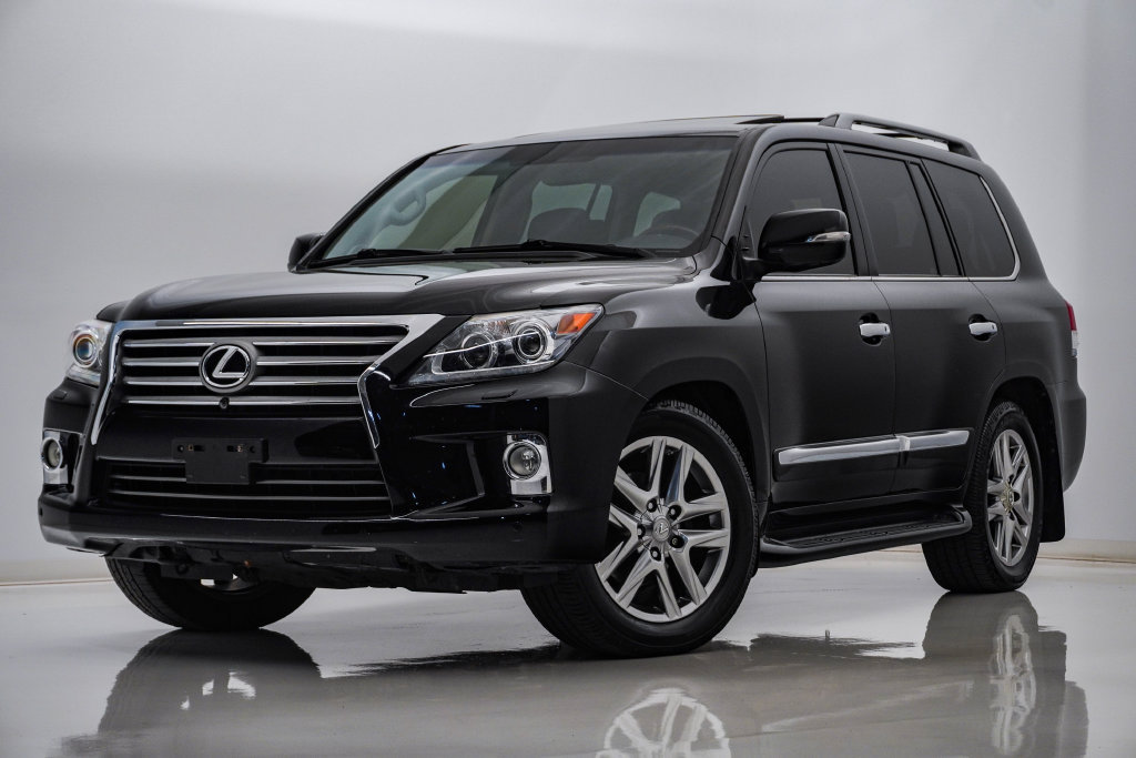 Used 2013 Lexus LX 570 4WD w/ Luxury Pkg image 1