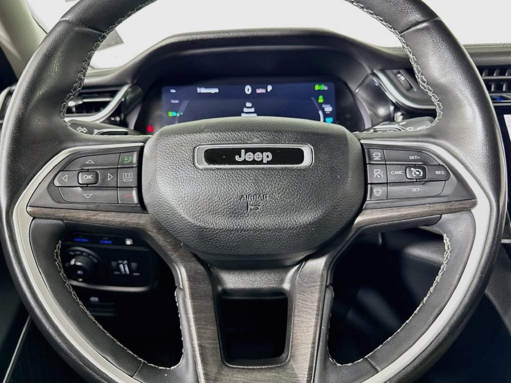 Used 2023 Jeep Grand Cherokee 30th Anniversary AWD/4WD image 50
