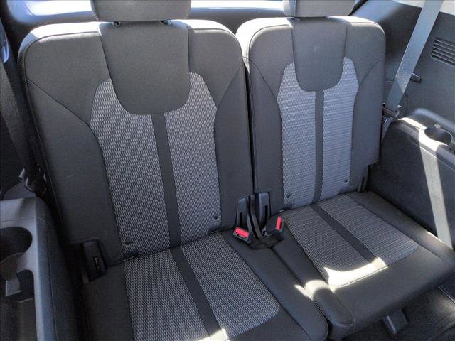 Used 2022 Kia Sorento LX image 19